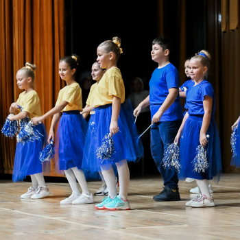 Svečana večer u Ilijašu: Program posvećen Danu državnosti BiH okupio djecu, učenike i njihove mentore