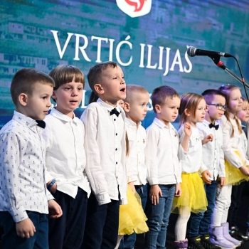 Mladi i djeca Ilijaša s ljubavlju domovini: Svečano obilježeni Dan Općine i Dan nezavisnosti BiH