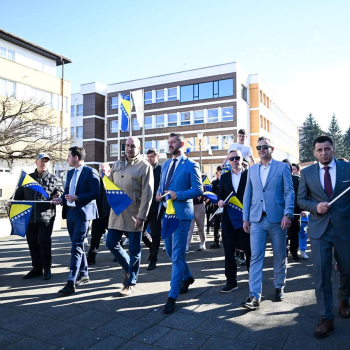 Svečani defile: Ilijaš potvrdio ljubav prema domovini