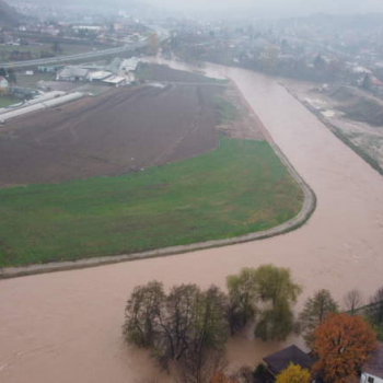 Stabilna situacija na području općine Ilijaš nakon poplava - Ekipe na terenu saniraju štetu