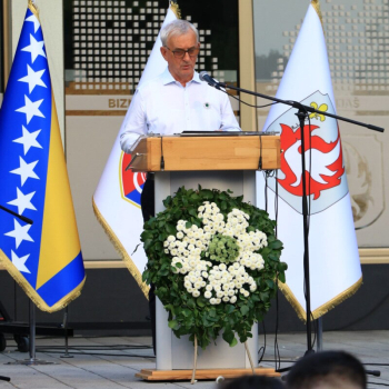 U Ilijašu održana Akademija povodom obilježavanja 29. godišnjice genocida u Srebrenici