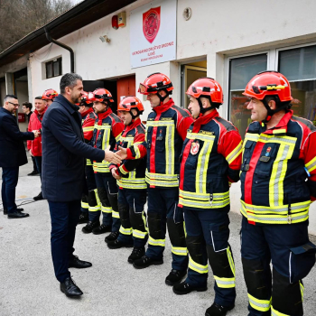 Isporuka vozila i opreme DVD-u 