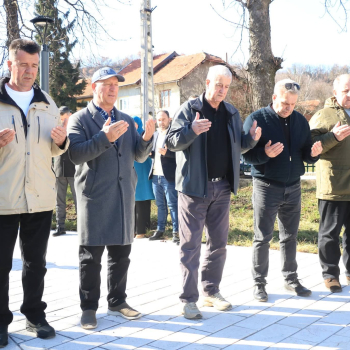 Delegacija Općine Ilijaš odala počast šehidima i poginulim borcima u Brezi